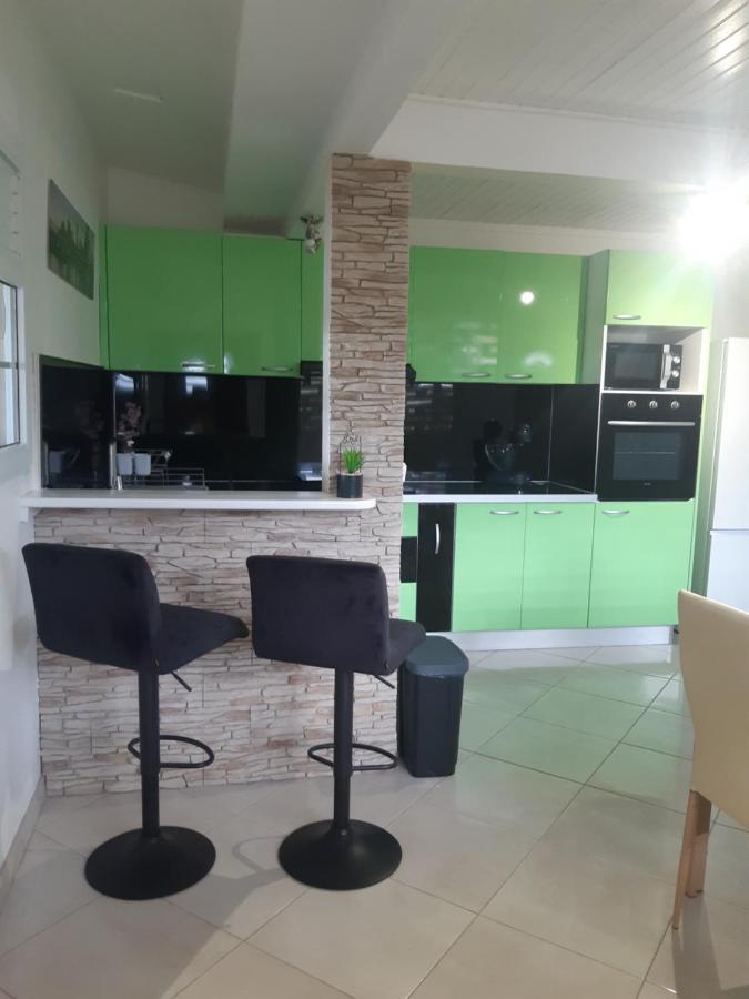 Appartement Bella à Gros-Morne Extérieur photo